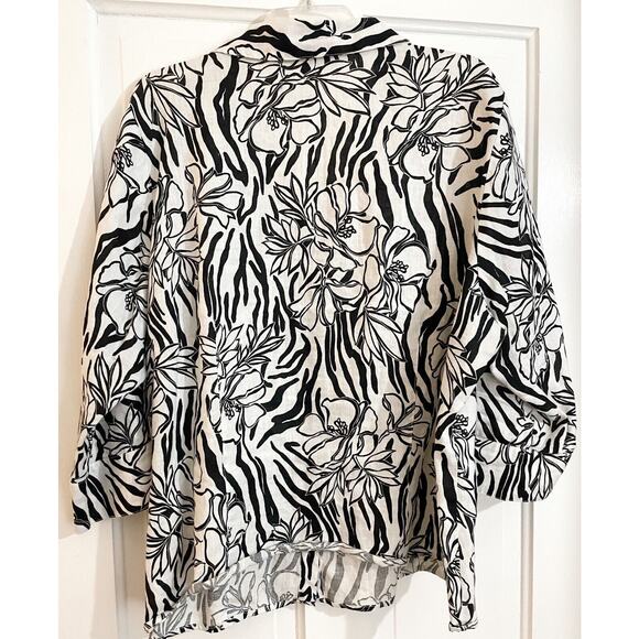 JM Collection Top Jacket 22W Black White Linen Floral Shacket Tunic Button Front - Picture 5 of 5